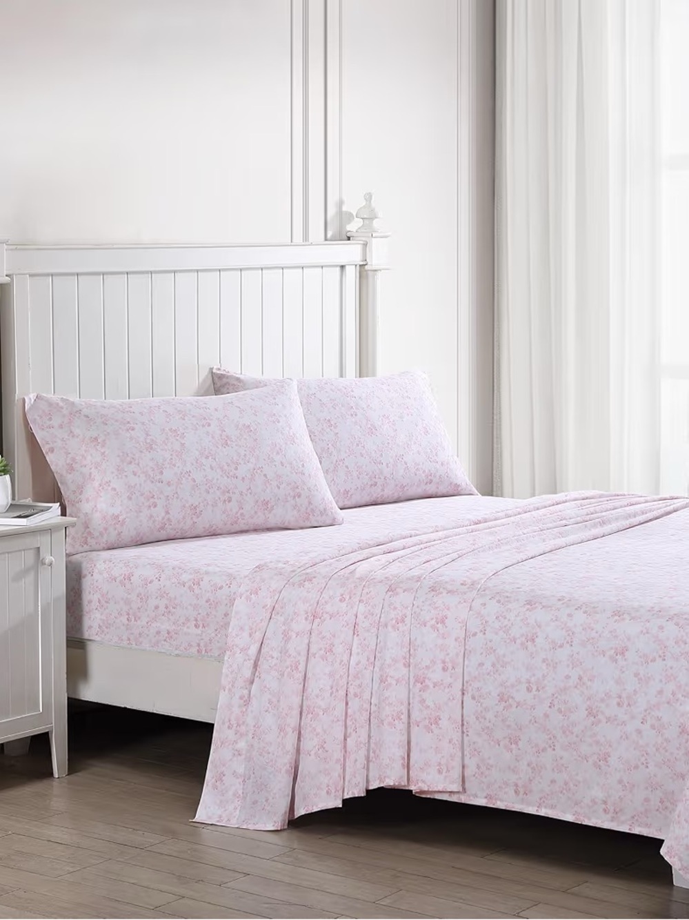 Laura Ashley - Queen Sheet Set, Buttery-Soft Cotton Sateen 2 cases (Bella Pink))